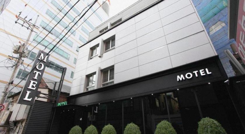 Sinyoung Motel Сеул Екстер'єр фото