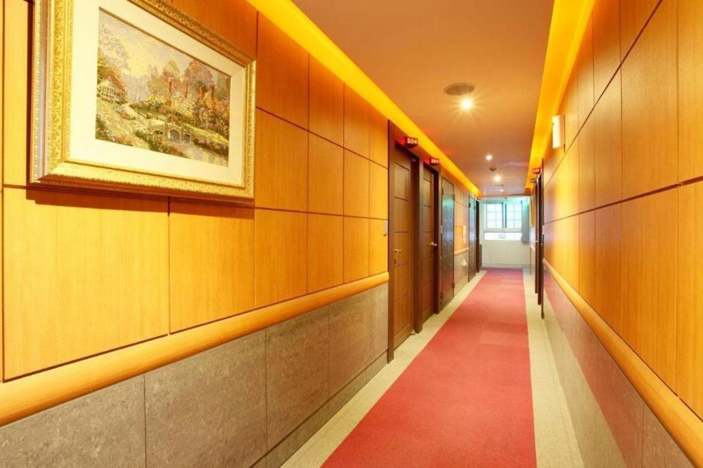 Sinyoung Motel Сеул Екстер'єр фото
